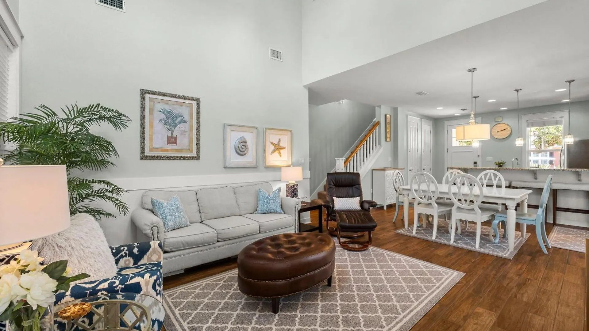 1301 Laurel Grove 