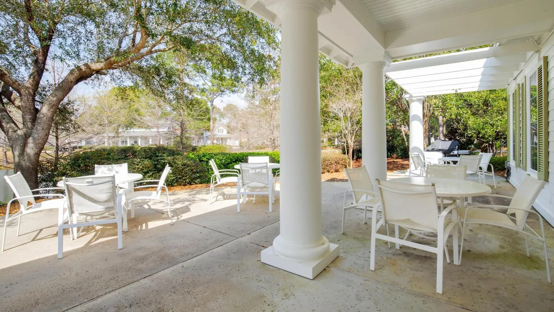 1301 Laurel Grove 