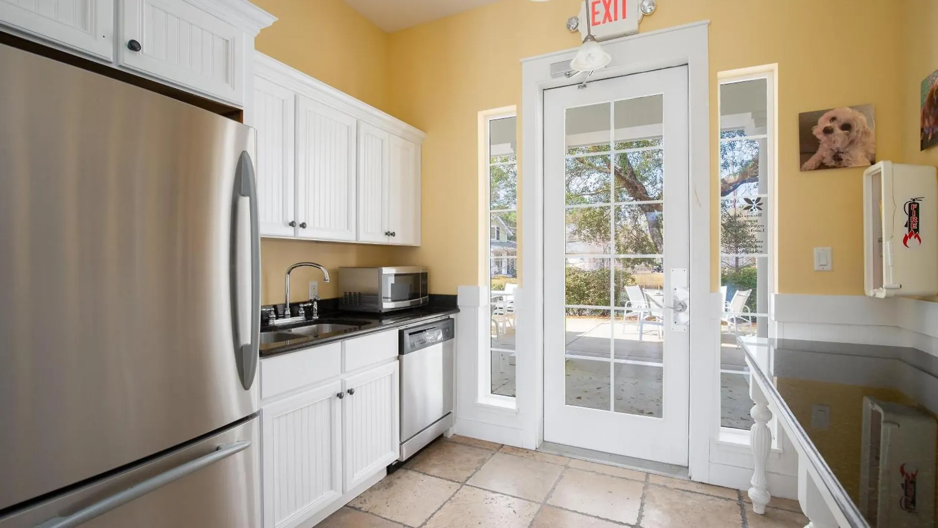 1301 Laurel Grove 